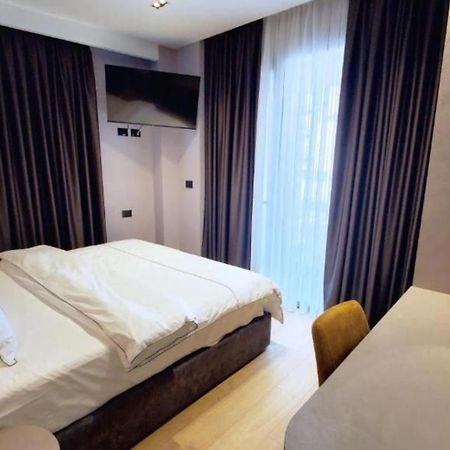 Starlight Hotel 地拉那 外观 照片